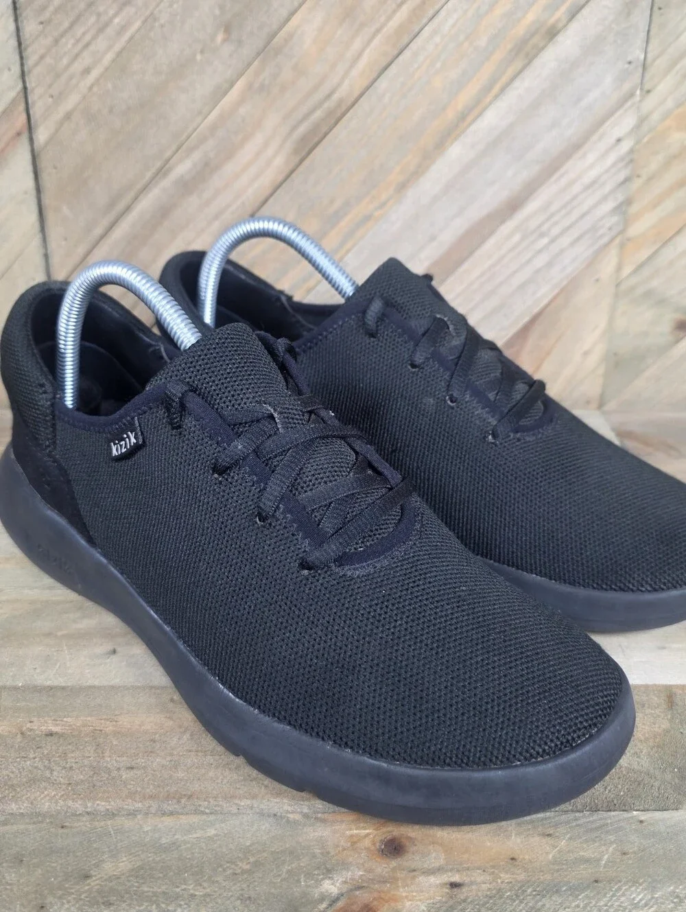 Kizik Madrid Eco Knit Womens Athletic Sneakers Size 9 Black Hands Free Lace Up